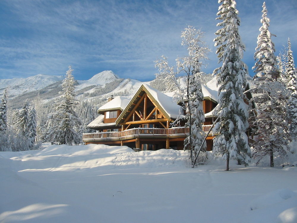 Vagabond Lodge At Kicking Horse Golden Dış mekan fotoğraf